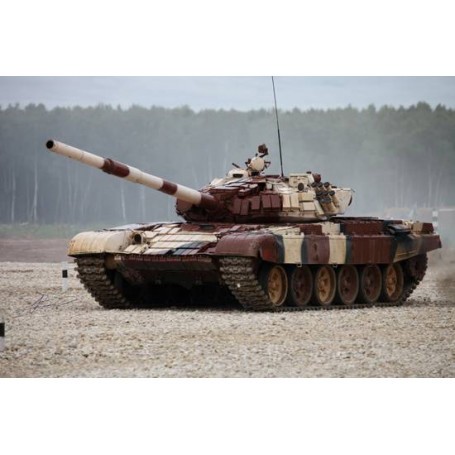 Russische T-72B1 MBT mit Kontakt 1 Reactive Armour Modellbausatz